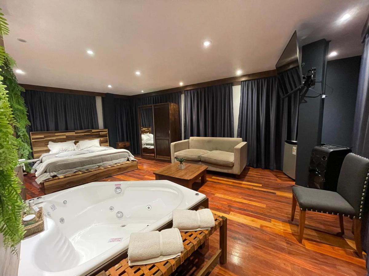 Patio Del Puerto Hotel Boutique プエルト・リコ エクステリア 写真